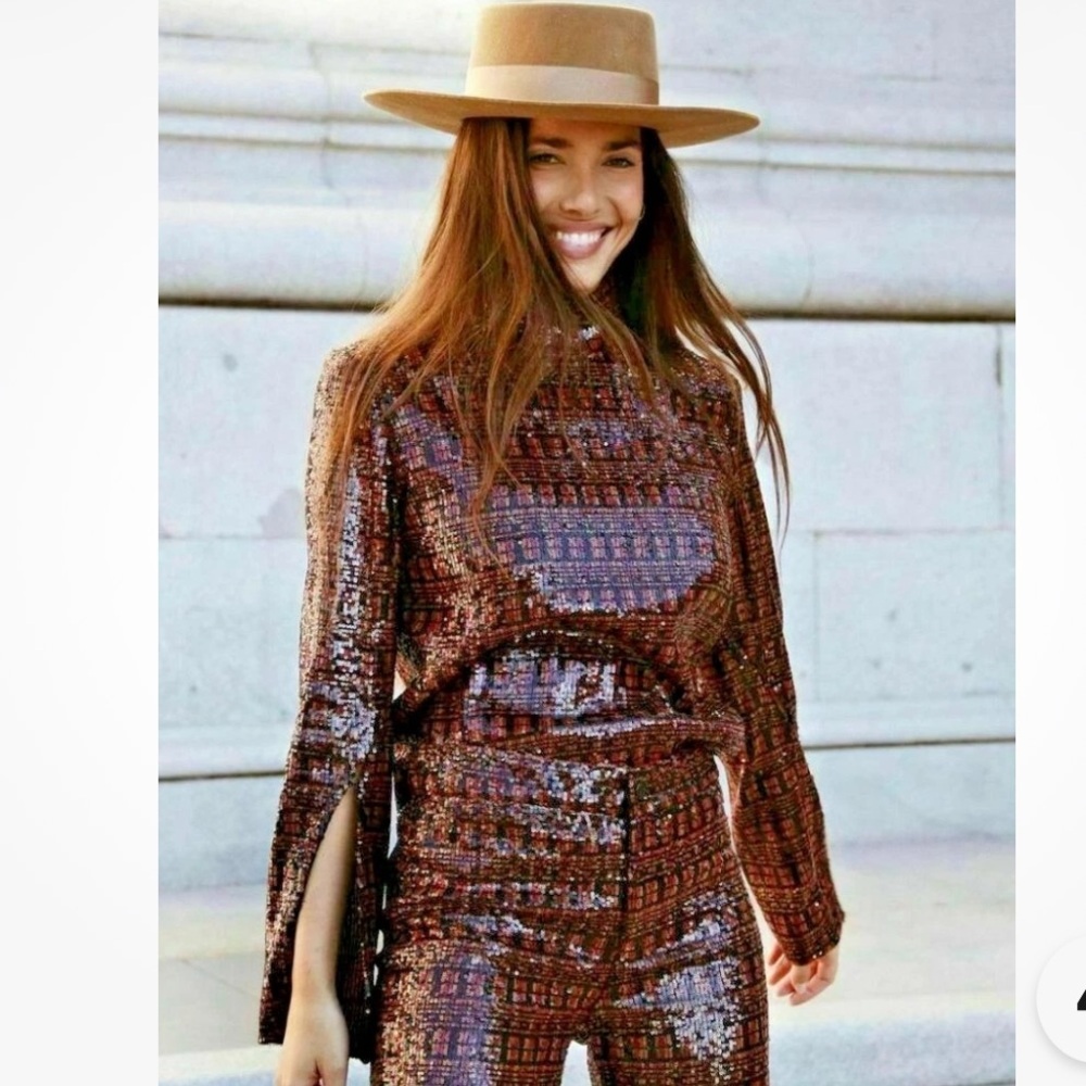 Zara SEQUIN TOP